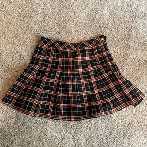 H&M pleated plaid skirt